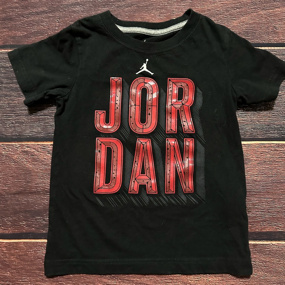 Jordan Boys Short Sleeve Tee Size 5